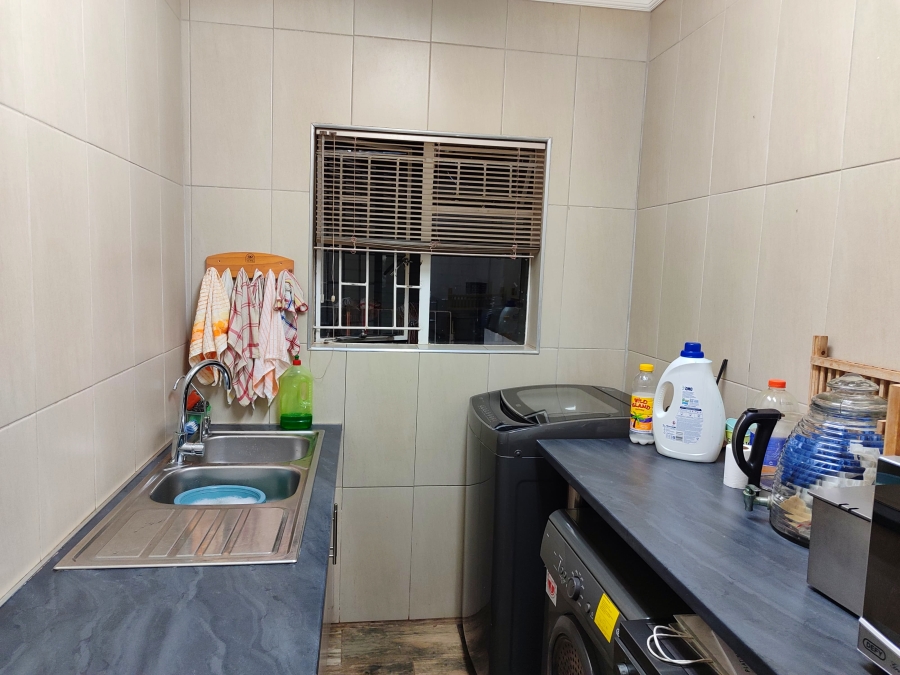 3 Bedroom Property for Sale in Flamwood North West
